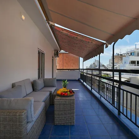 Kolonaki Pied-a-terre Apartment Athens