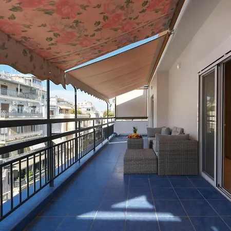 Kolonaki Pied-a-terre Apartment Athens